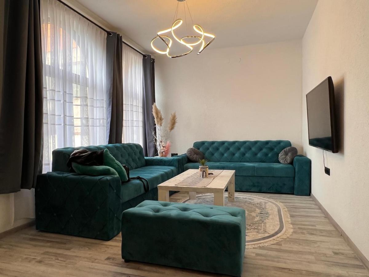 Guest House Eden Bihac Bagian luar foto